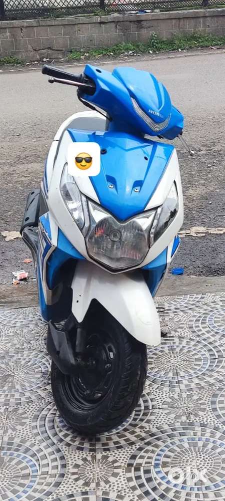 1st owner ladies yousd New battery new tyre self start