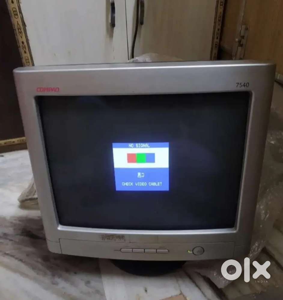 Compaq CRT Monitor 24 inch