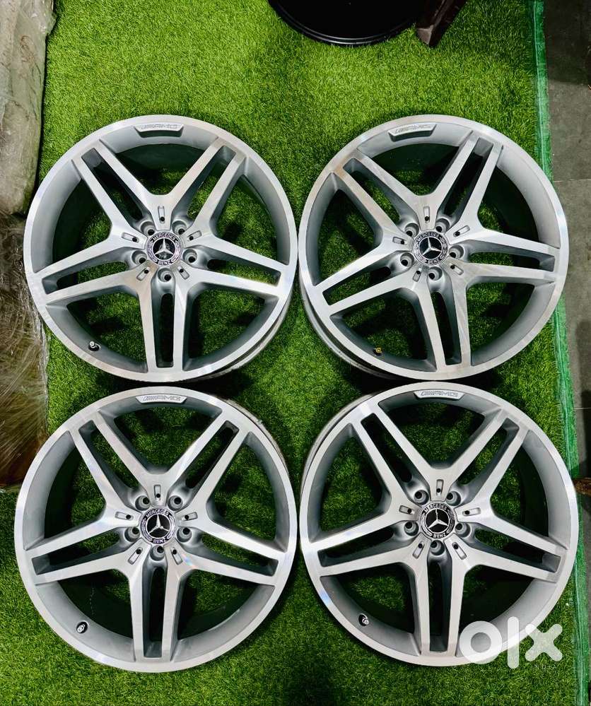 MERCEDES AMG ORIGINAL ALLOY WHEELS (SET OF 4) GOOD CONDITION