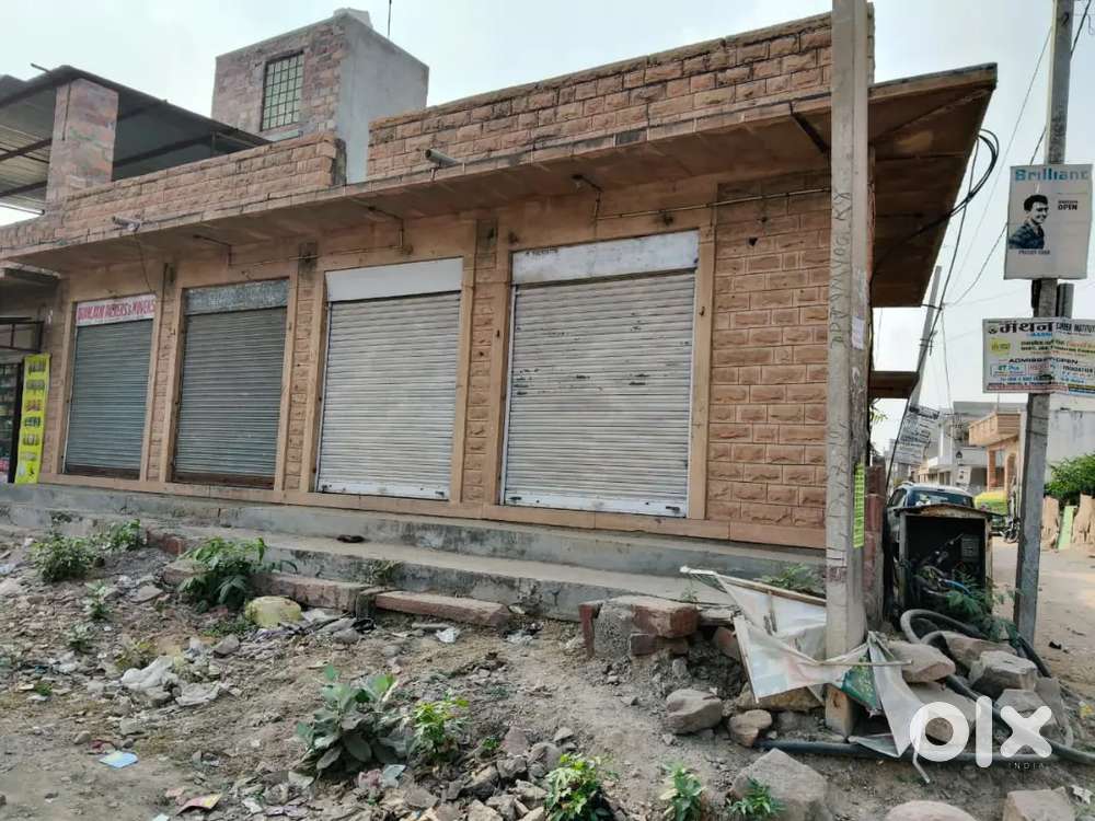 Shop with house for sell