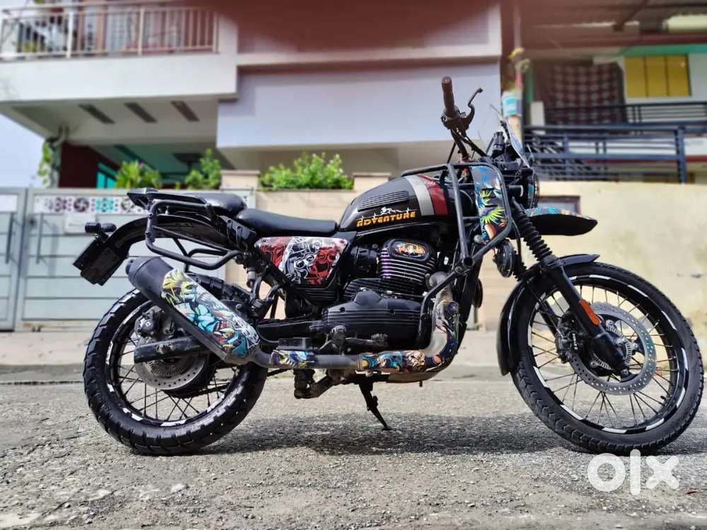 Selling yezdi adventure (334cc)2022 model