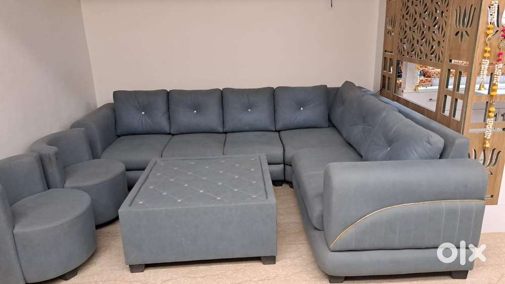 Elegant L-Shaped  Sofa Set with Center Table – Excellent Condition