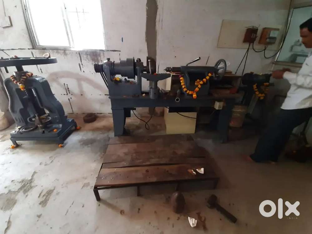 SPINNING MACHINE AND HAND PRESS MACHINE