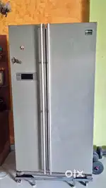 Samsung Side / Side Fridge (600 Ltrs)