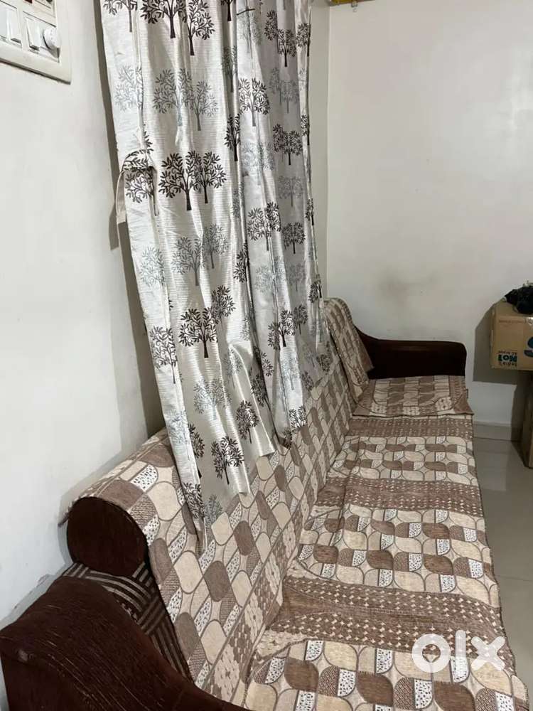 Need a flat mate for female semi furnished [ 1 jan stay karhe hai]