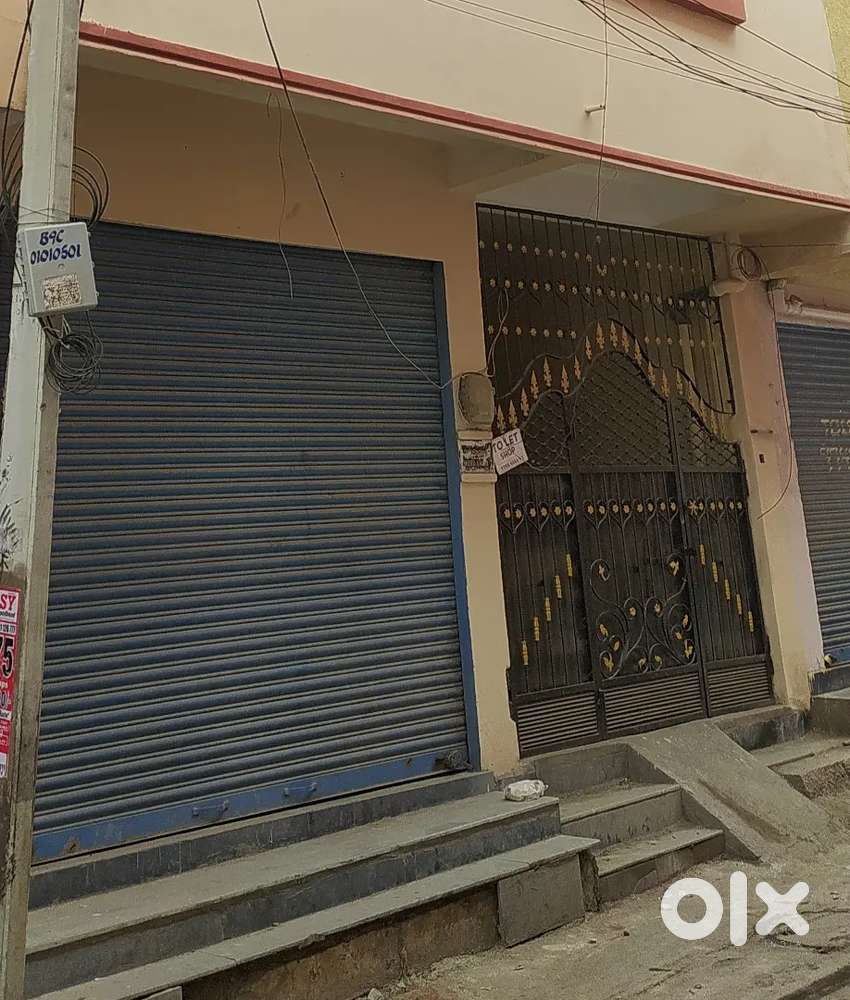 Big Shop for Rent in Phool Bagh