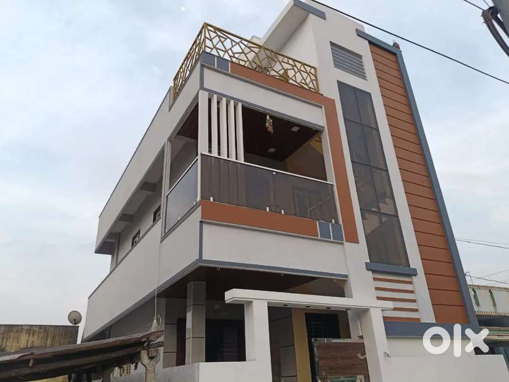 Old house selling buying