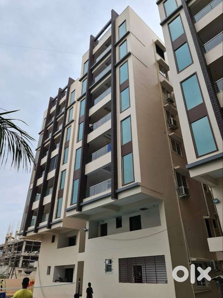 BEACH VIEW LUXURY 3BHK FLAT #2525 SFt #3.40 CR