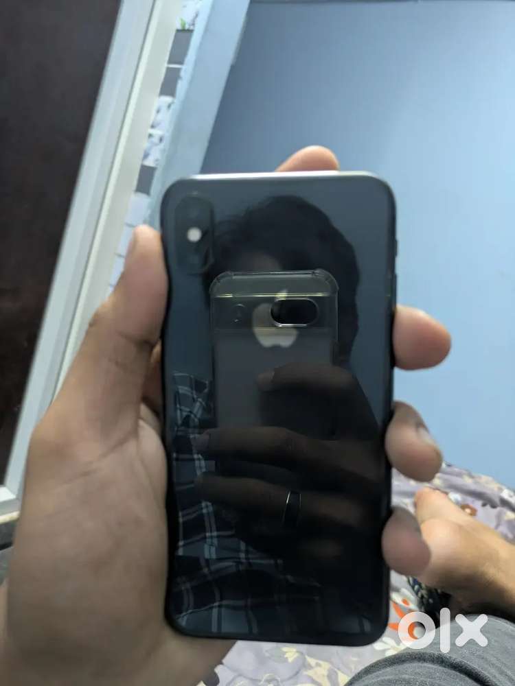 iPhone x 256gb 76% battery health