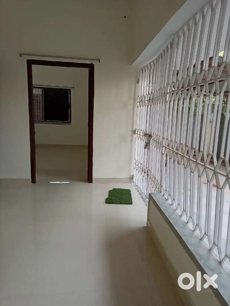 Sharing room for girls only