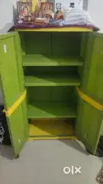 Wardrobe for sale urgently