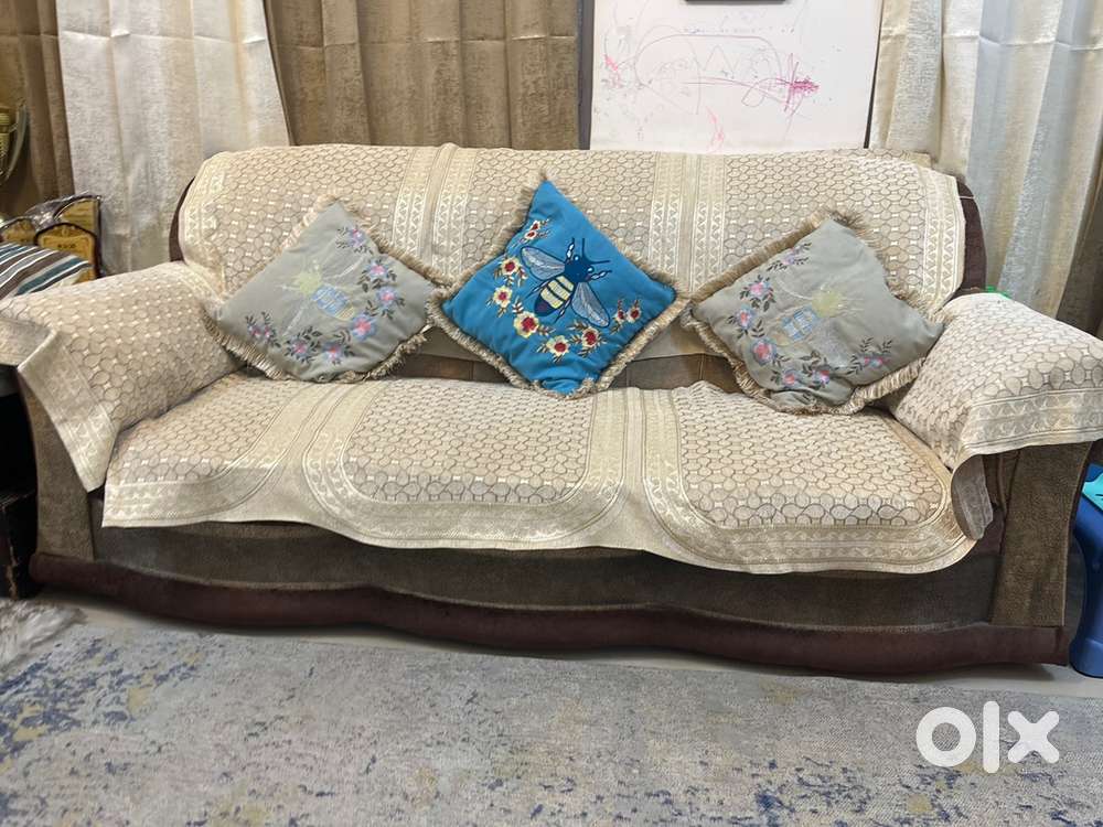 3+1+1 Sofa set with covers