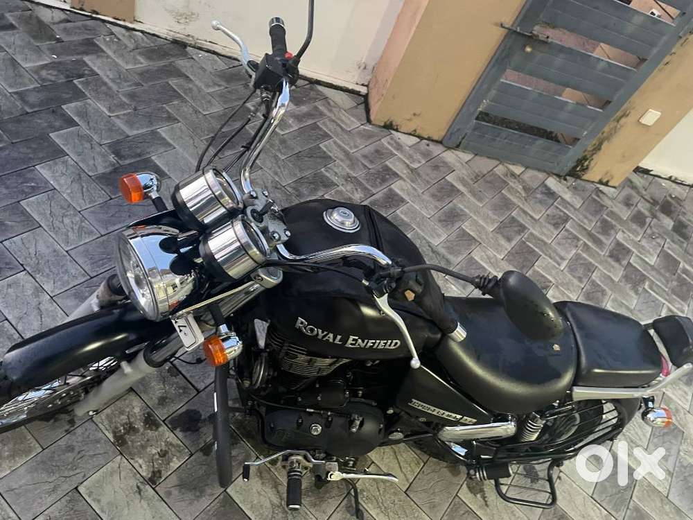 ROYAL enfield thunderbird 350