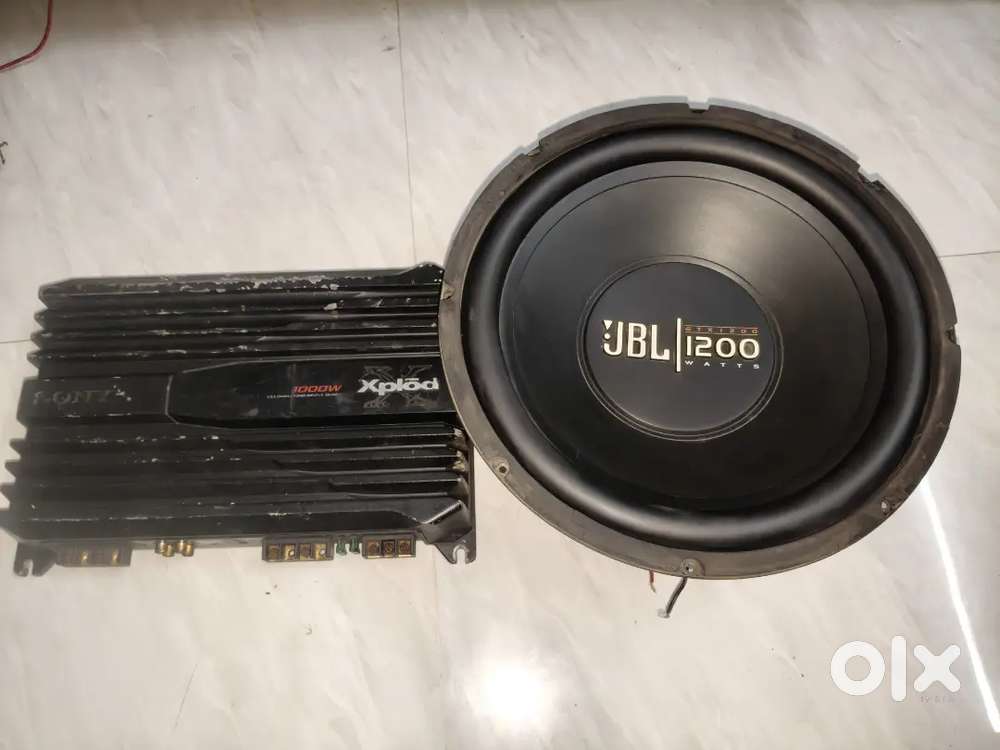 Sony 4 ch Amplifier with jbl woofer