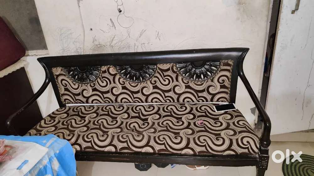 3 seater sofa