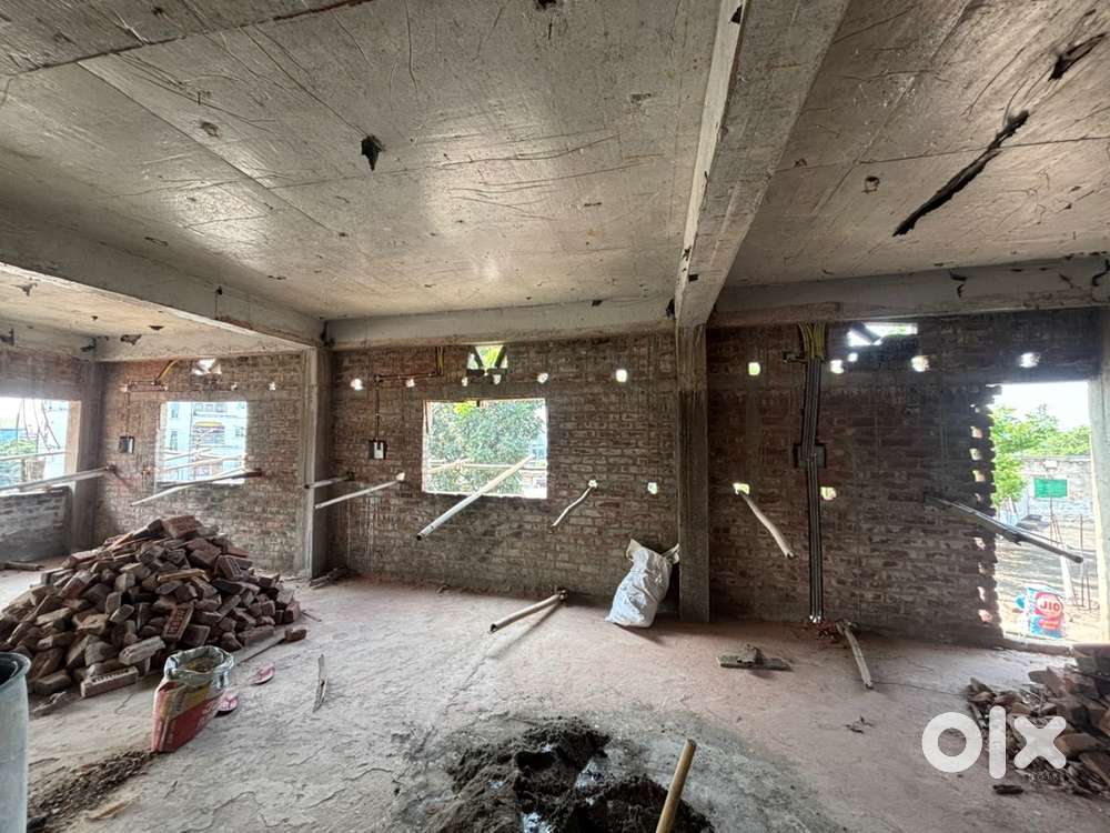 Space availiable for rent near DS college gate