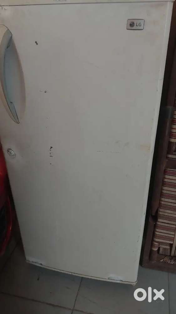 Lg 220.  Single door.