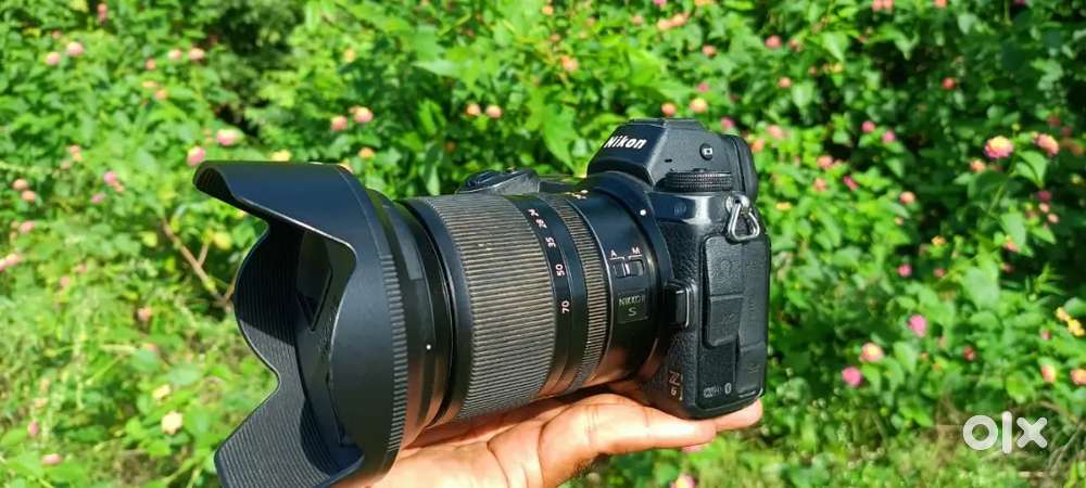 Nikon Z6 with 24/70 lens 2 year old for sale single hand use 64GB card