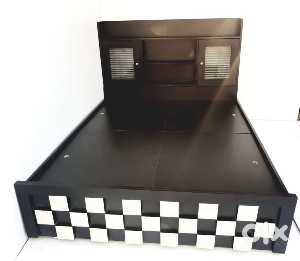 Brand New Queen size Maharaj bed Factory Sale!!!