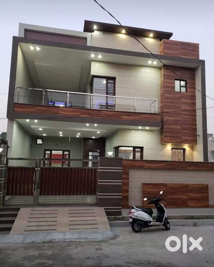 Four BHK brs nagar prime, location, park facing property for sale