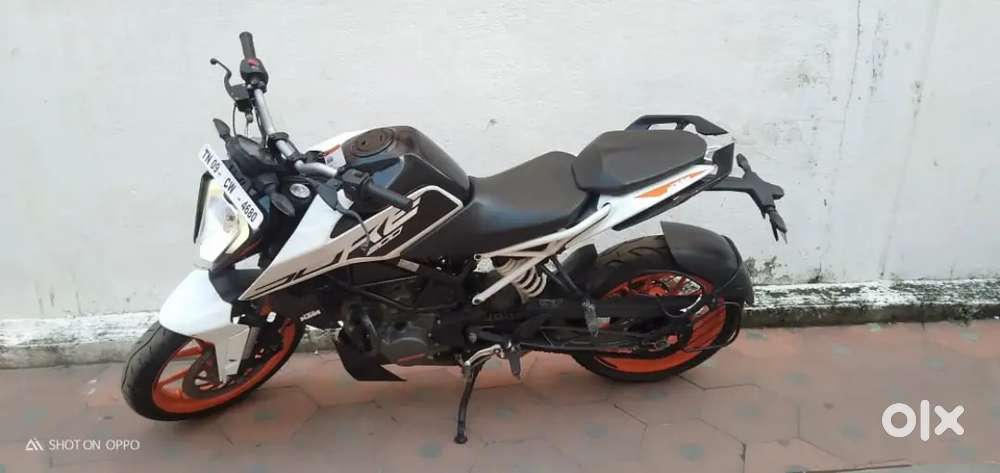 DUKE 200 BS6