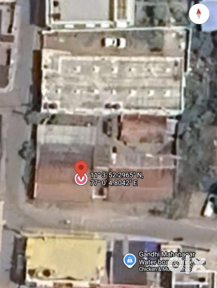 Plot with 2 old houses total area 10 cents with two side road.