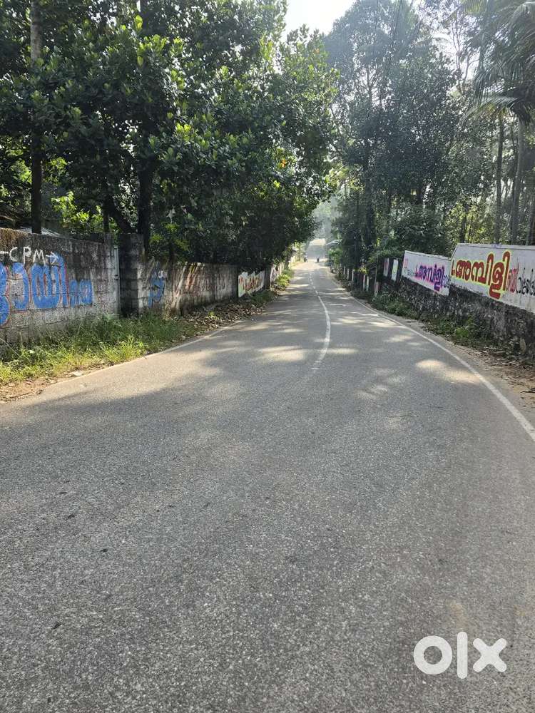 10CENT HOUSE PLOT ROAD SIDE KAZHAKKOOTTAM KATTAYIKONAM