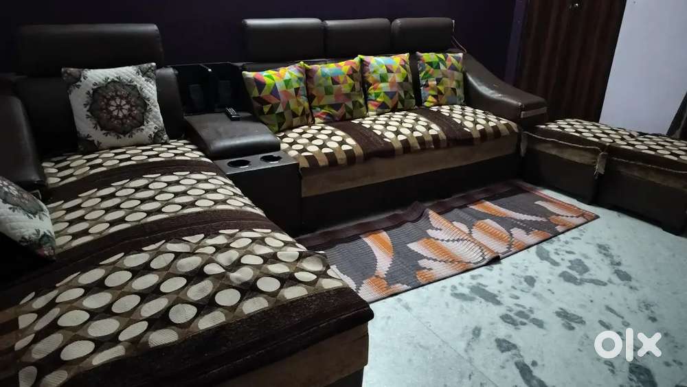 Sofa with Central Table