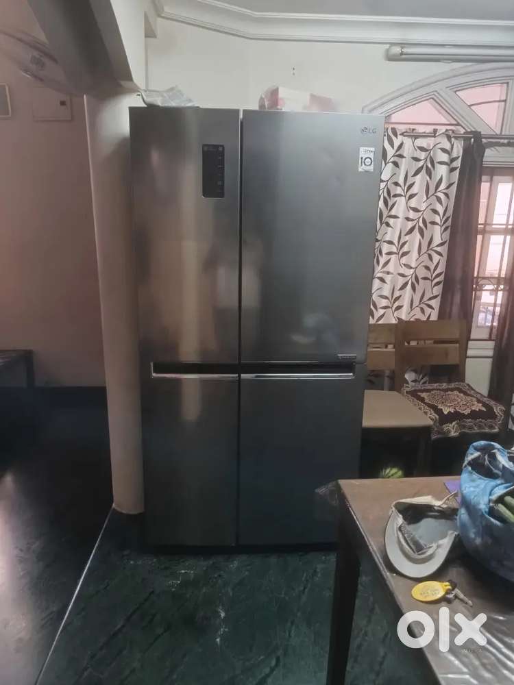 Double door fridge