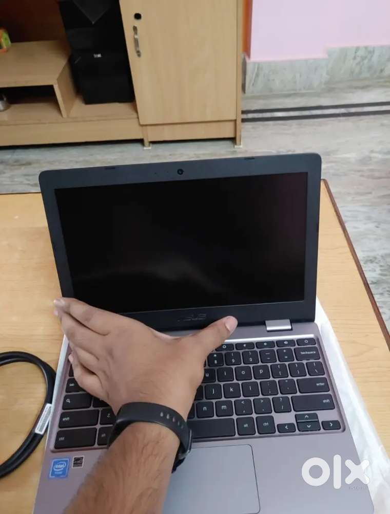 Asus chromebook C223