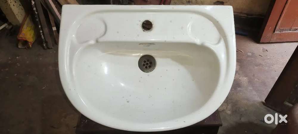 Wash basin