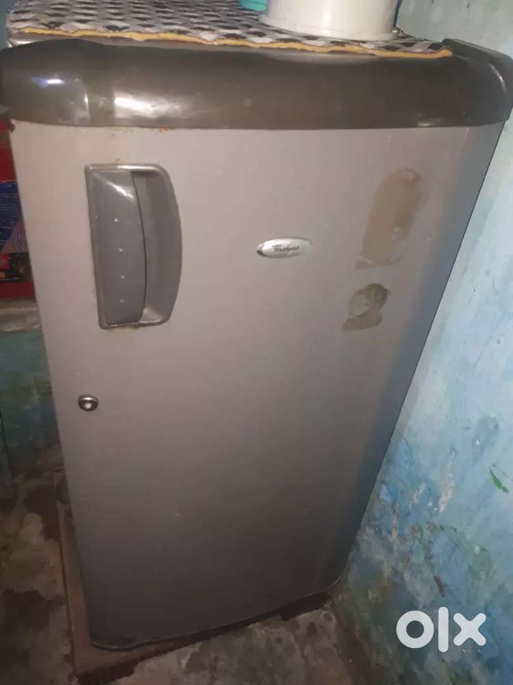 Whirlpool company freej 165 L