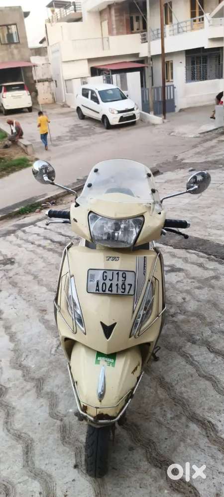 Tvs Jupiter clsscic