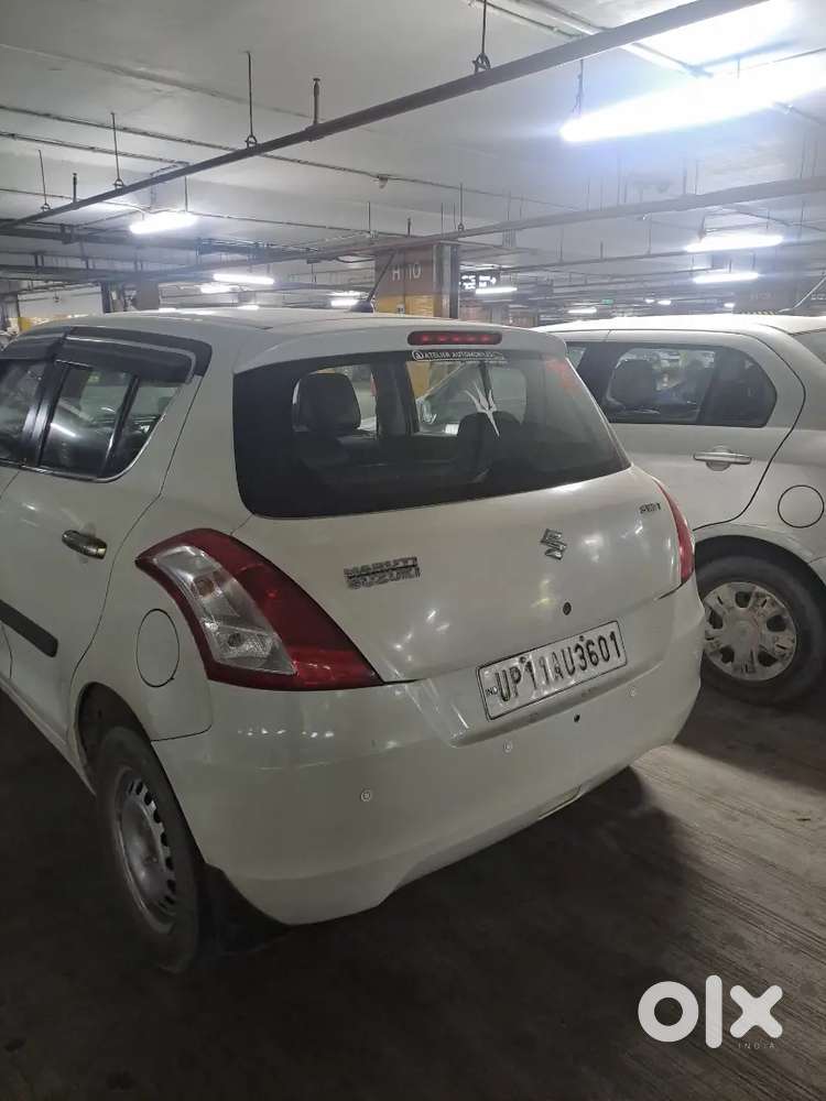 Maruti Suzuki Swift 2015 Petrol 110000 Km Driven LXI