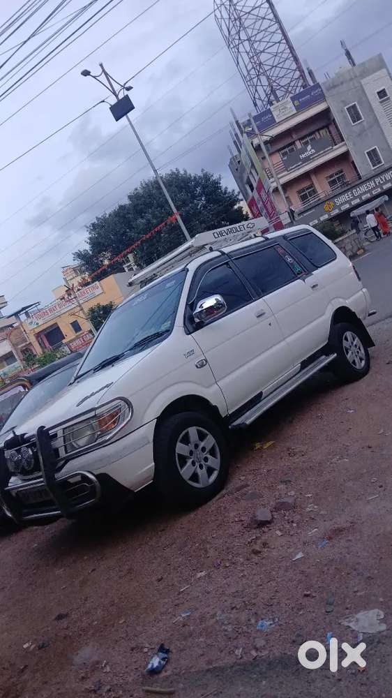 Chevrolet Tavera 2016 Diesel 290000 Km Driven