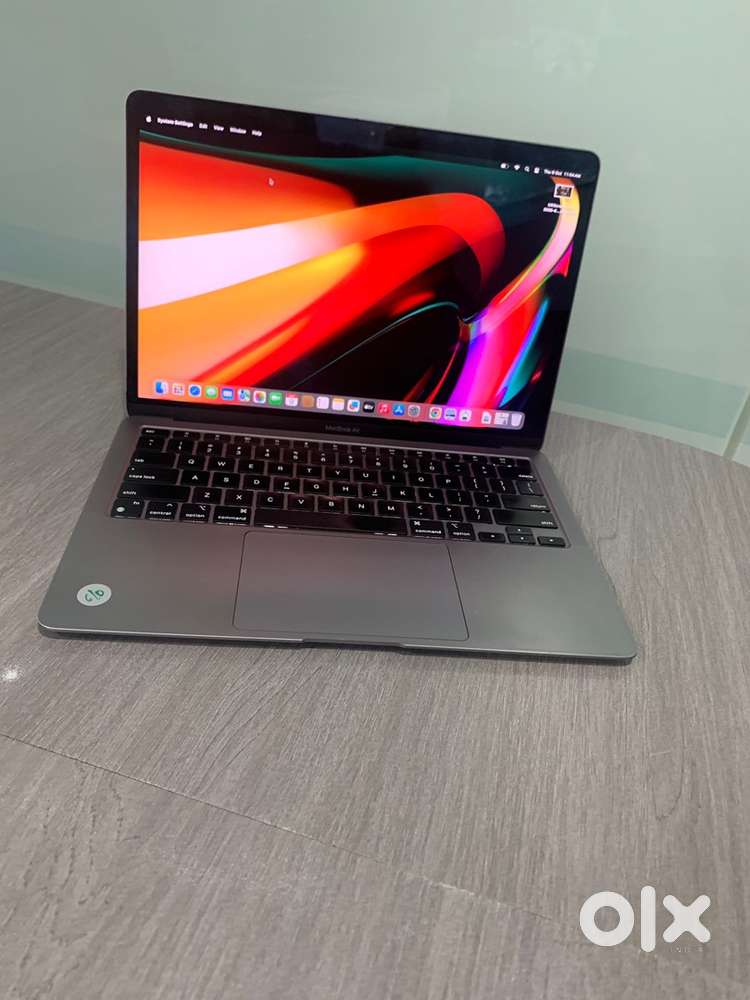 Apple MacBook Air M1 2020 13inch 8GB 512GB Warranty