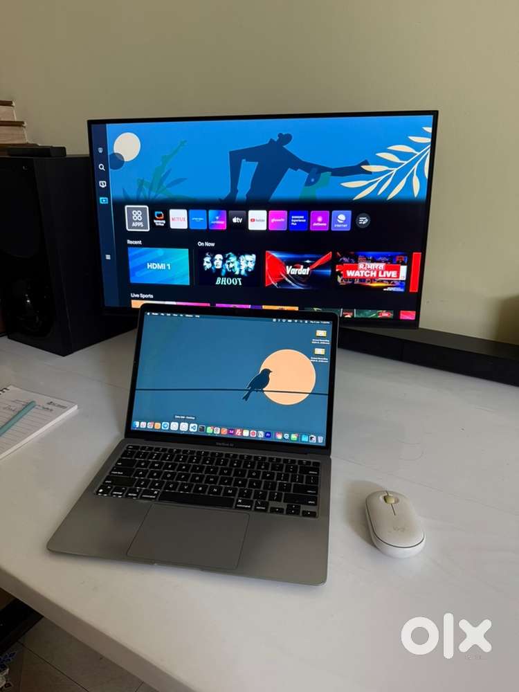 Macbook air m1 laptop