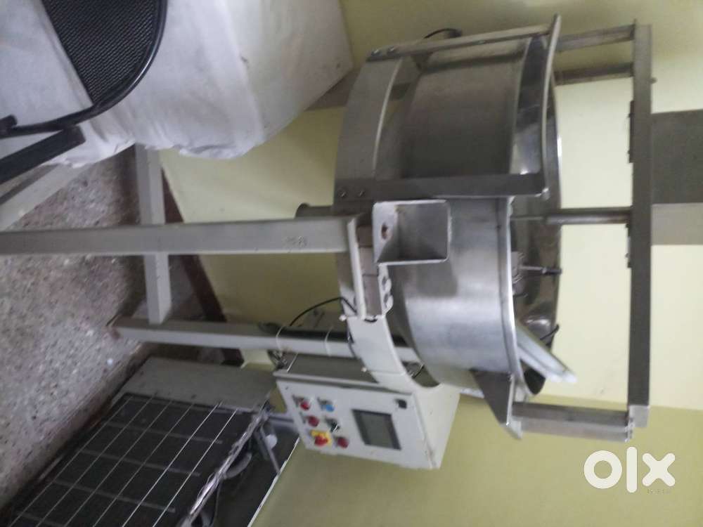 Idli batter filling machine semi automatic  capacity