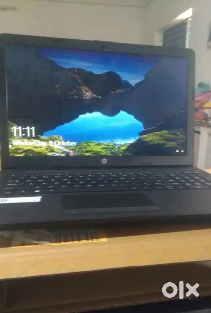 Hp Laptop AMD processor 8gb Ram 1Tb Hdd 512 gb ssd
