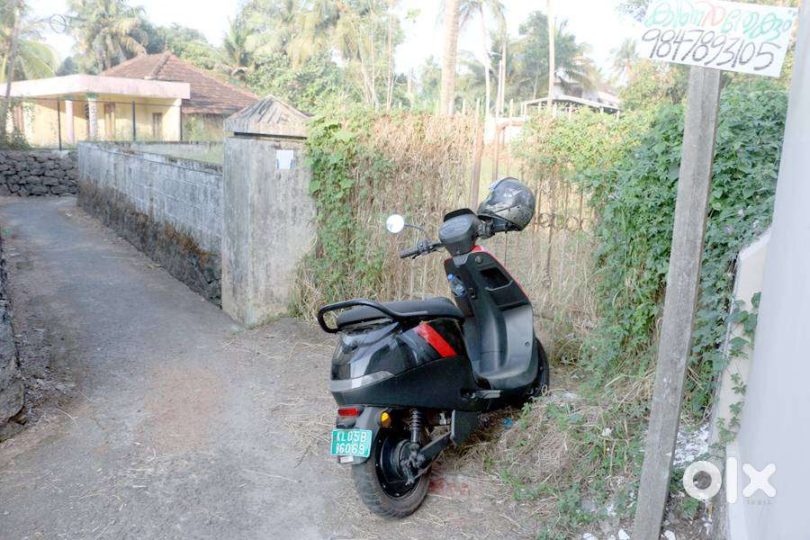 Land 8 cent 2nd plot of MC road Choottuveli 14 lakh/cent