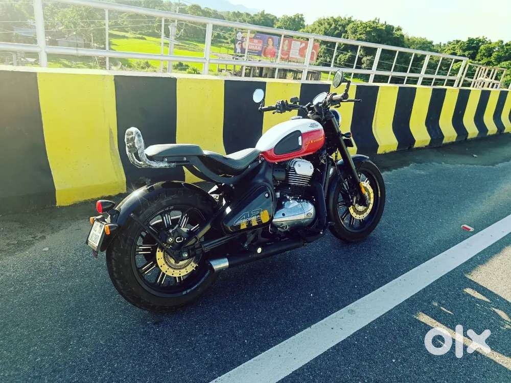 JAWA 42 BOBBER