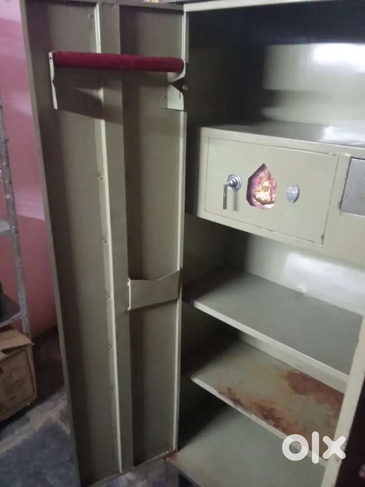 Iron beeruva