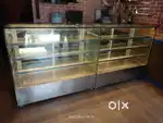 Cake display fridge counter