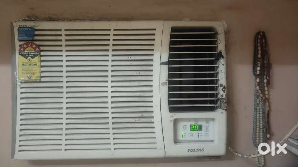 VOLTAS 1.5 TON.