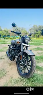 RE Classic 350 gunmetal grey
