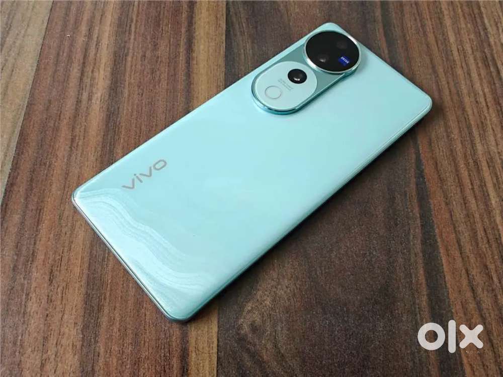 Vivo V40 Pro