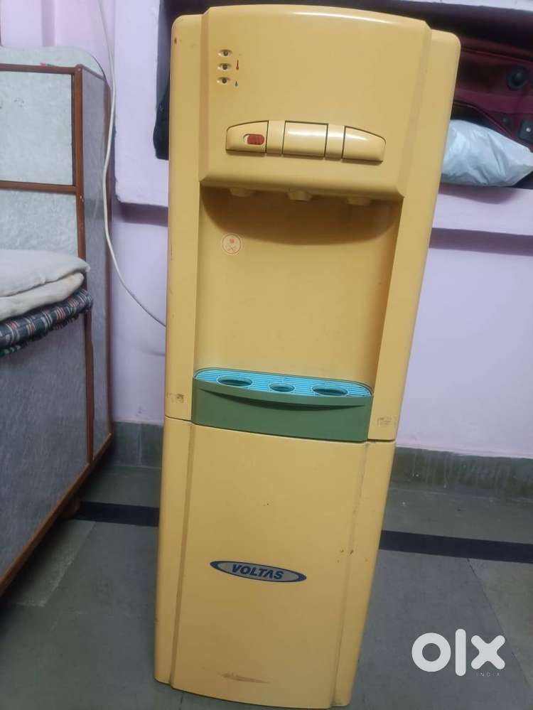 Voltas Water Dispenser with Mini Fridge (Hot, Cold & Normal Water)