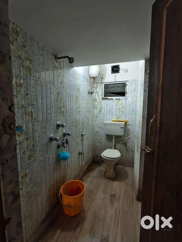 Need Flatmate- 1 Room in a full furnished flat