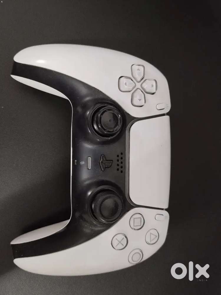 PS5 controller