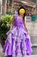 Engagement Gown- 10000